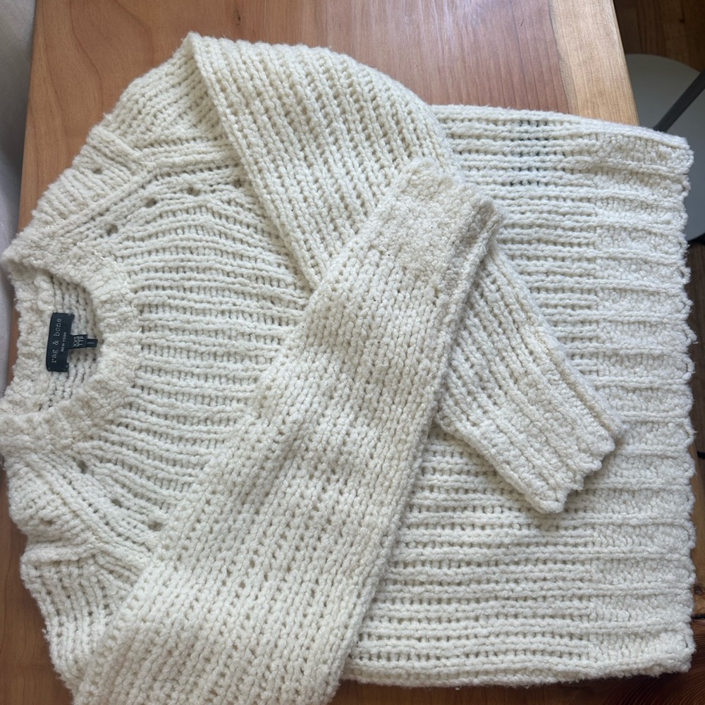 Rag & Bone Cream Crew Neck Sweater with Ribbed Knit
